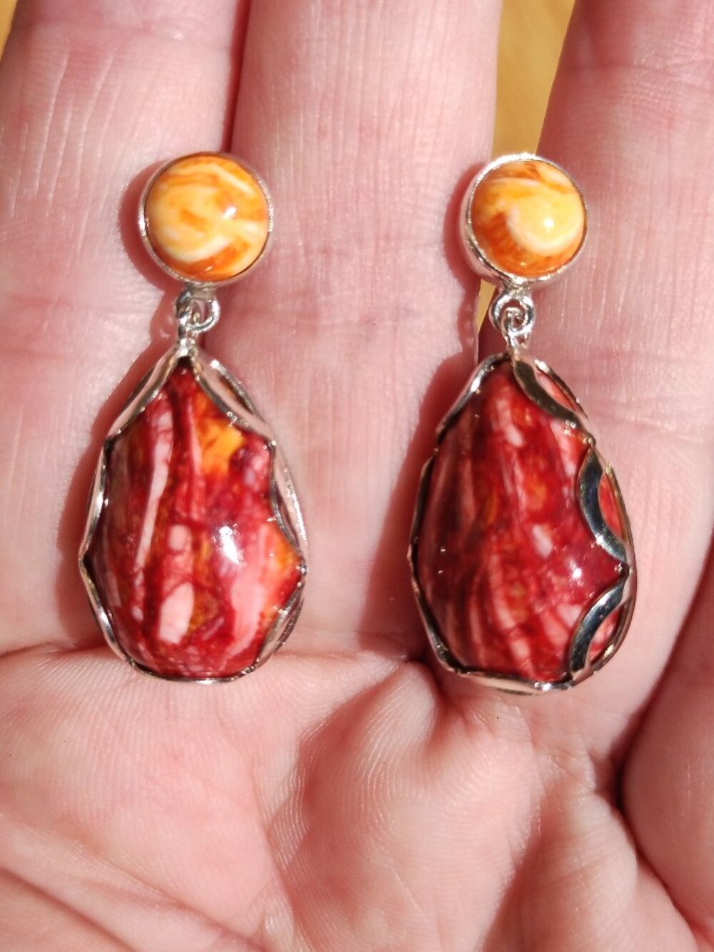 Jay King DTR Spiny Oyster dangle earrings 925 Sterling Silver NIB southwestern